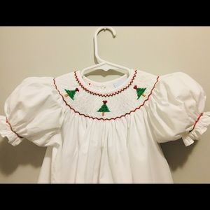 Girls 4T smocked Bishop Christmas Dress